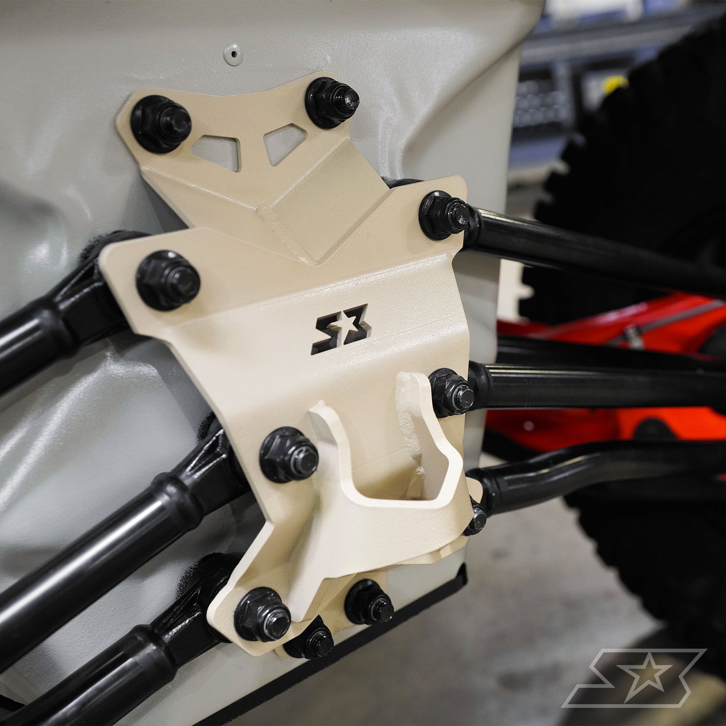 Can-Am Maverick X3 Pull Plate