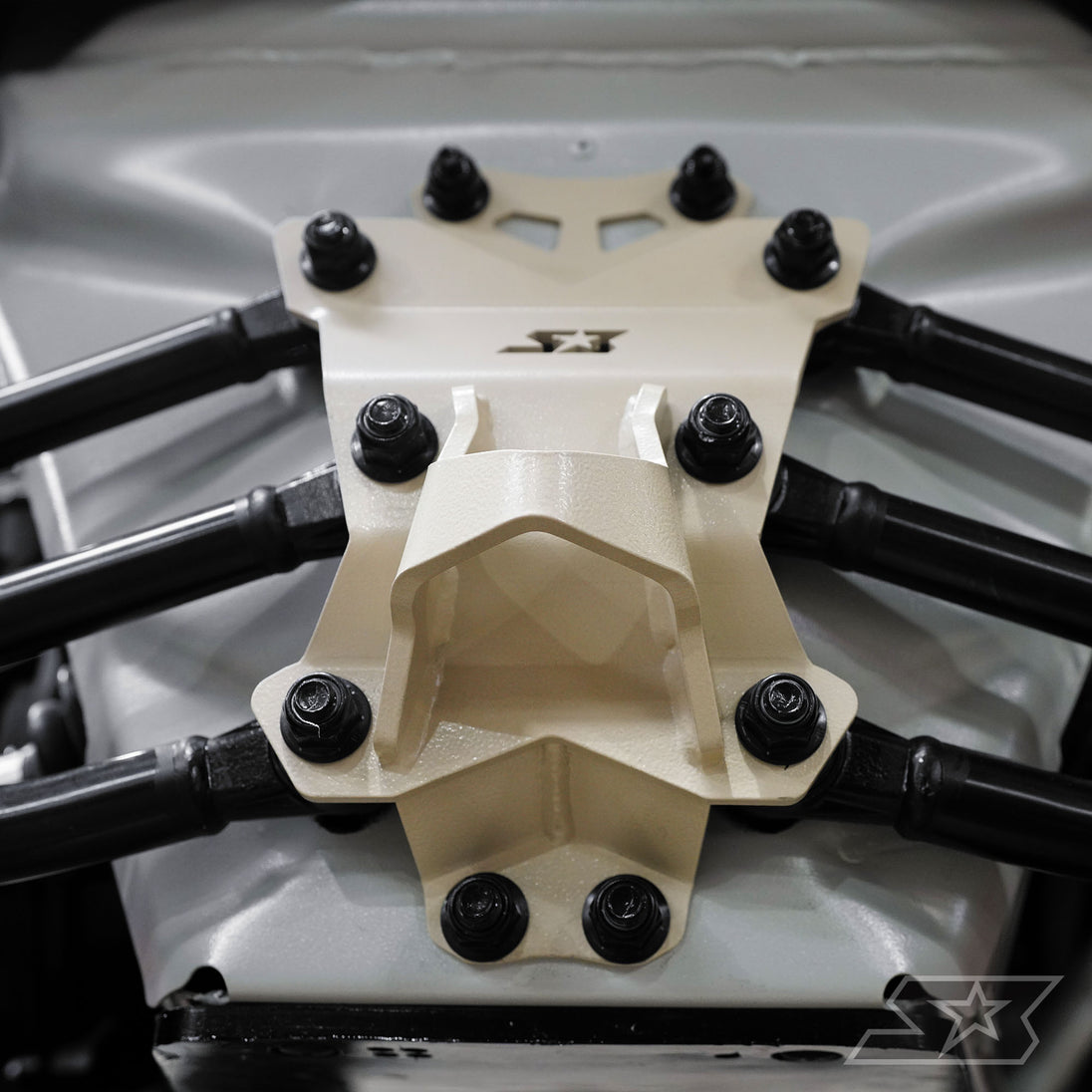 Can-Am Maverick X3 Pull Plate