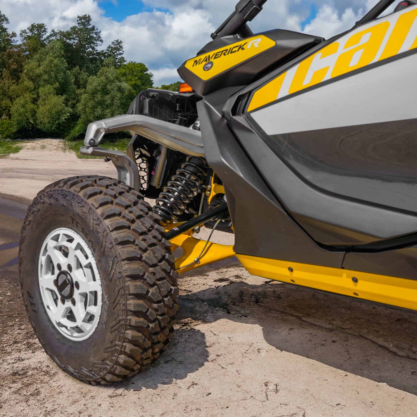 Can-Am Maverick R Billet Aluminum Tie Rods