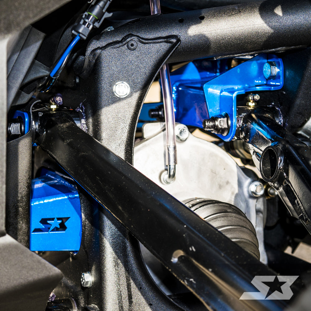 Can-Am Maverick X3 Front Gusset Kit
